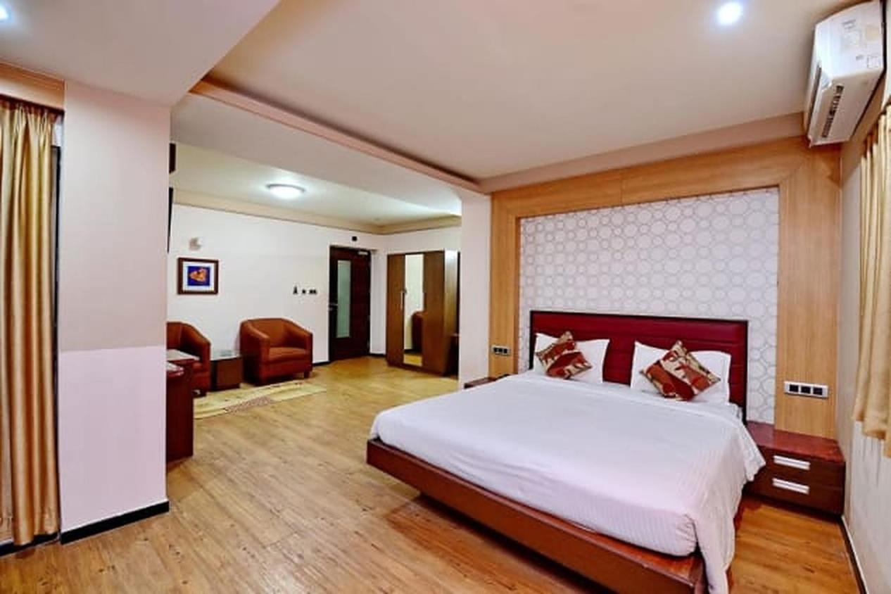 Gold Coast Beach Resort Puri Exterior foto